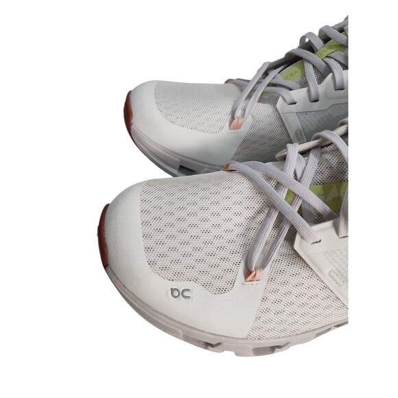 On Cloudflyer 4, Women's Sz W 11 White/Hay Running Shoes Athleisure Outdoor Gym - Picture 9 of 12